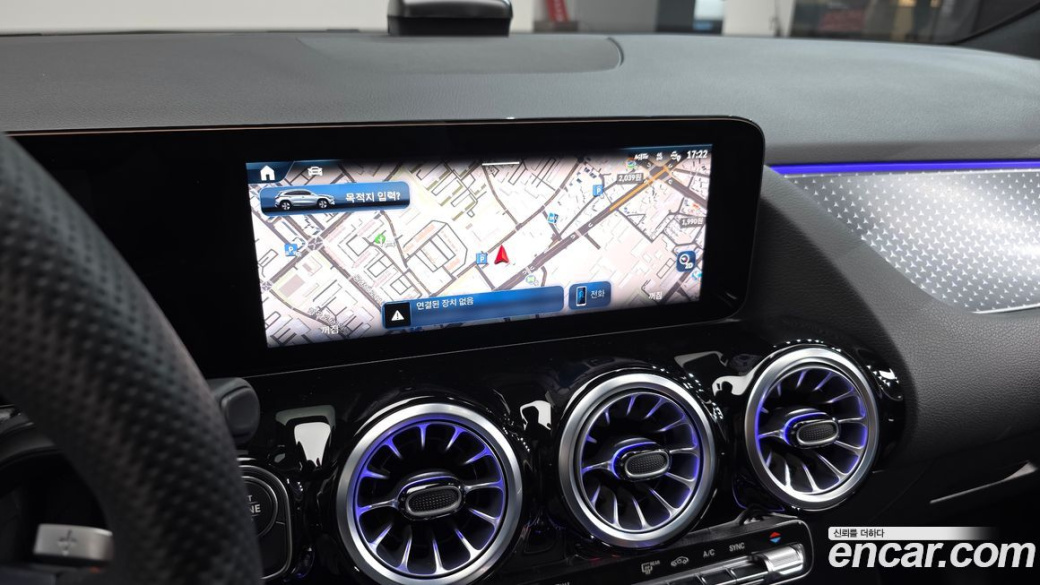 Mercedes-Benz GLA-Class GLA250 4MATIC, 2025