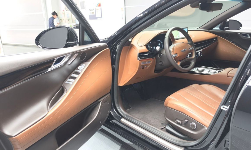 Genesis G80 Gasoline 2.5 Turbo AWD, 2024