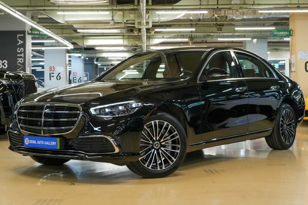 Mercedes-Benz S-Class S350 d 4MATIC, 2025