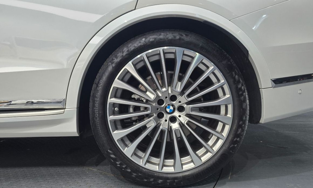 BMW X7 xDrive 40d Design Pure Excellence 7-Seater, 2025