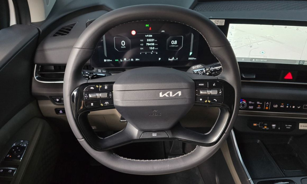 Kia Carnival 9-Seater Noblesse, 2025