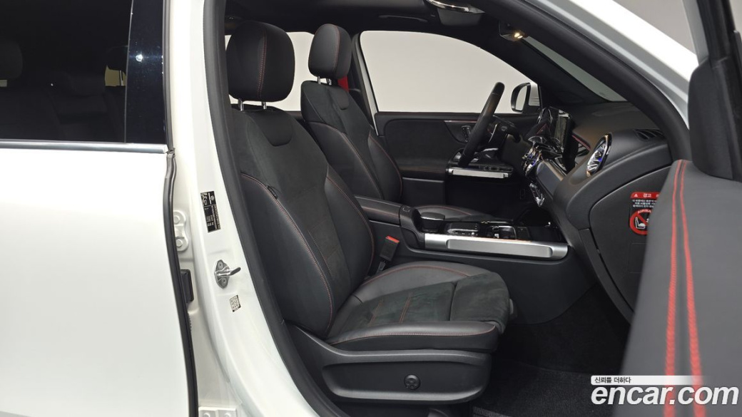 Mercedes-Benz GLB-Class AMG GLB35 4MATIC, 2022