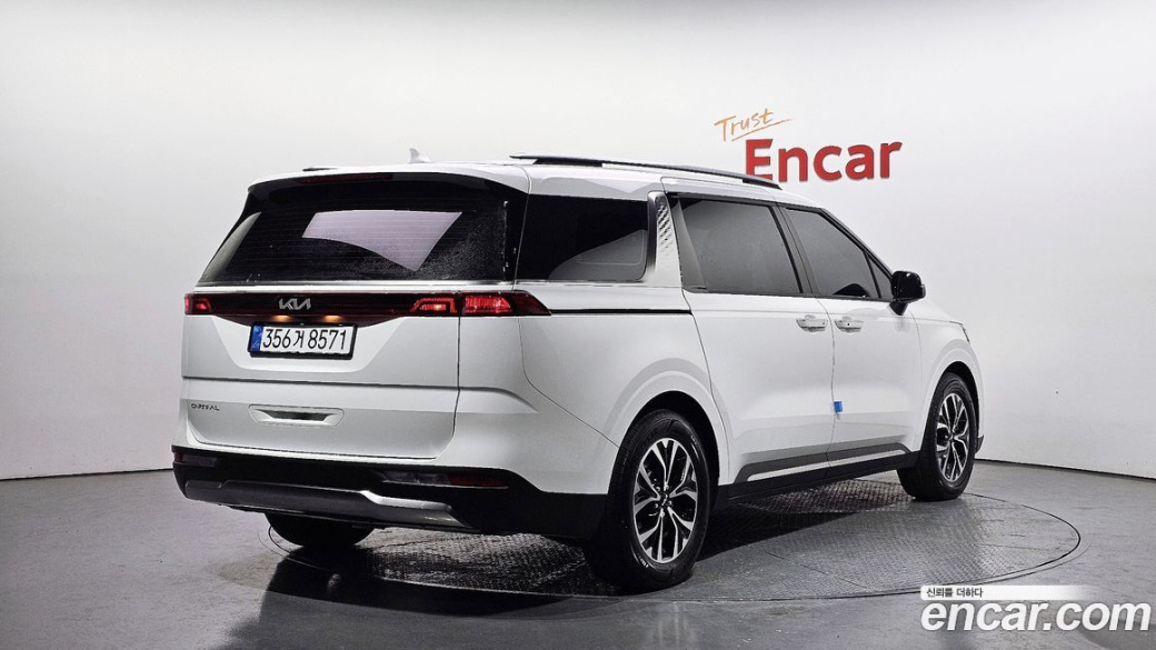 Kia Carnival 9-Seater Noblesse, 2023