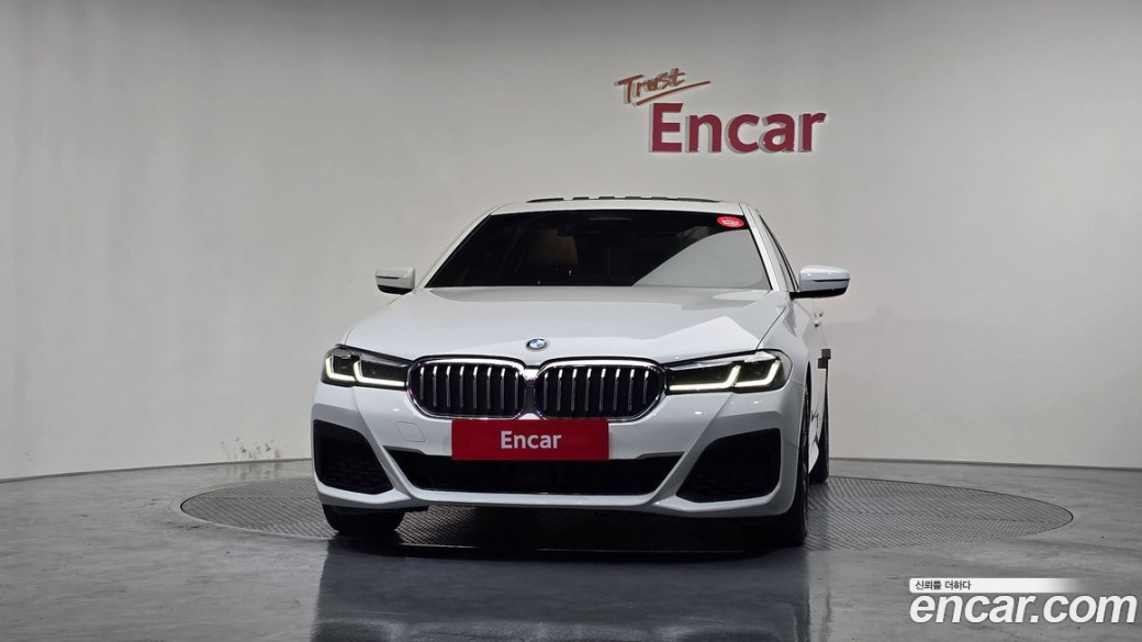 BMW 5-Series 520i M Sport, 2023