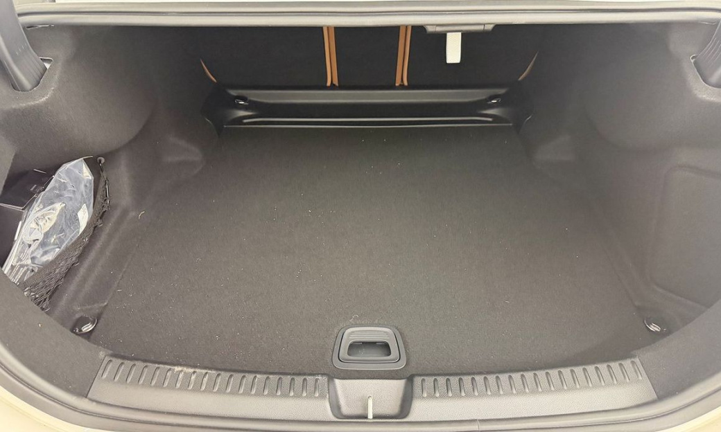 Mercedes-Benz E-Class E450 4MATIC Exclusive, 2025