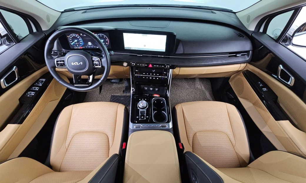 Kia Carnival 9-Seater Noblesse, 2023