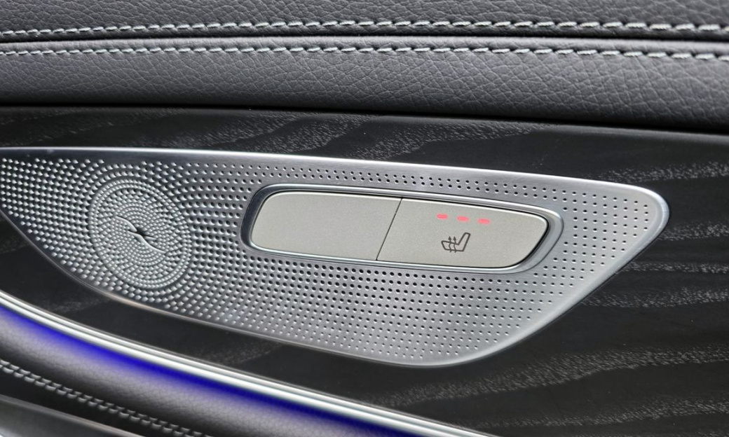 Mercedes-Benz CLS-Class CLS300d 4MATIC, 2022