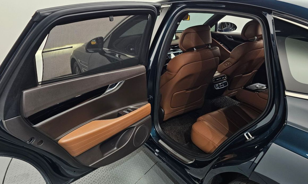 Genesis G80 Gasoline 2.5 Turbo AWD, 2022