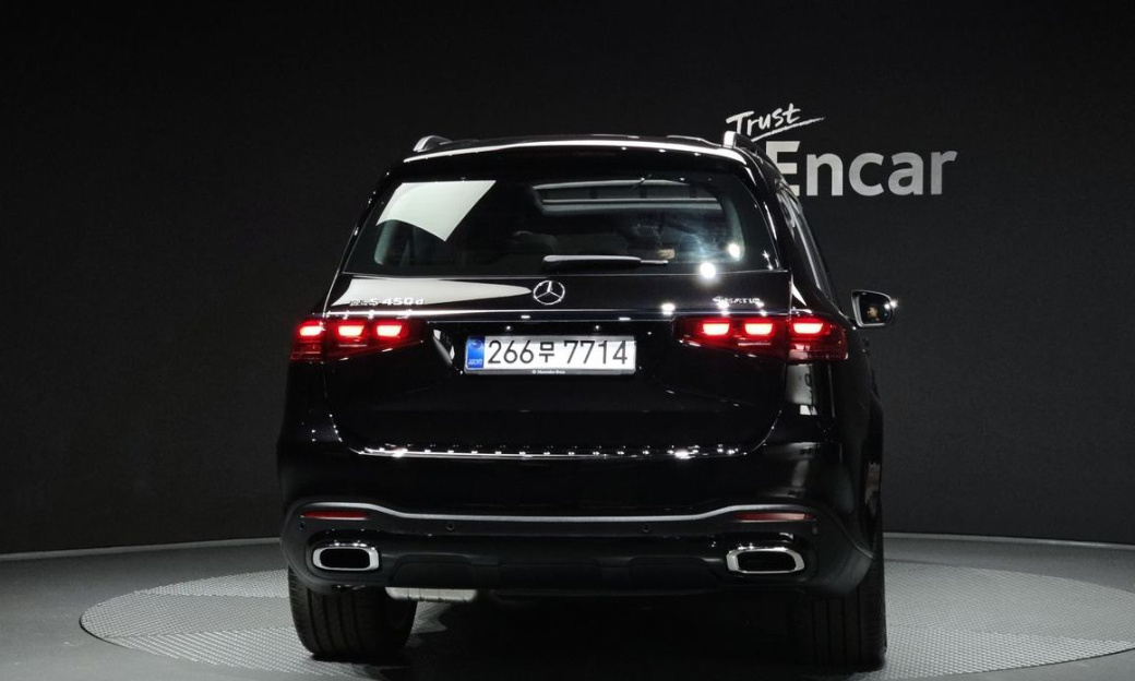 Mercedes-Benz GLS-Class GLS450d 4MATIC, 2026