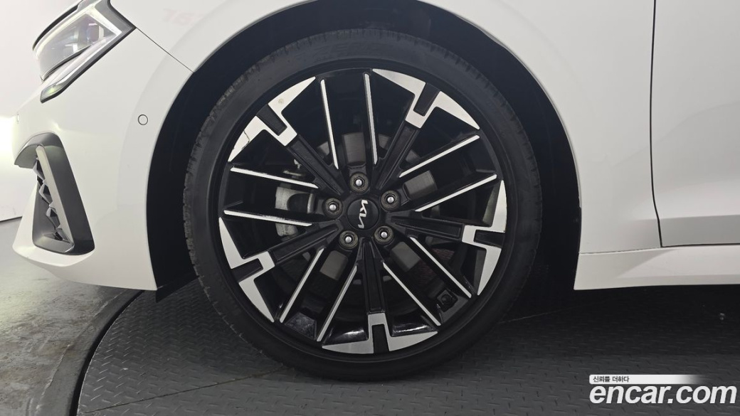Kia K5 1.6 Turbo, 2024