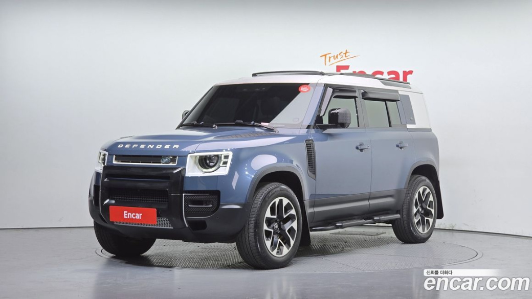 Land Rover Defender 110 D250 SE, 2022