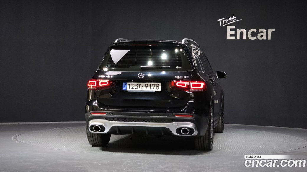 Mercedes-Benz GLB-Class AMG GLB35 4MATIC, 2021
