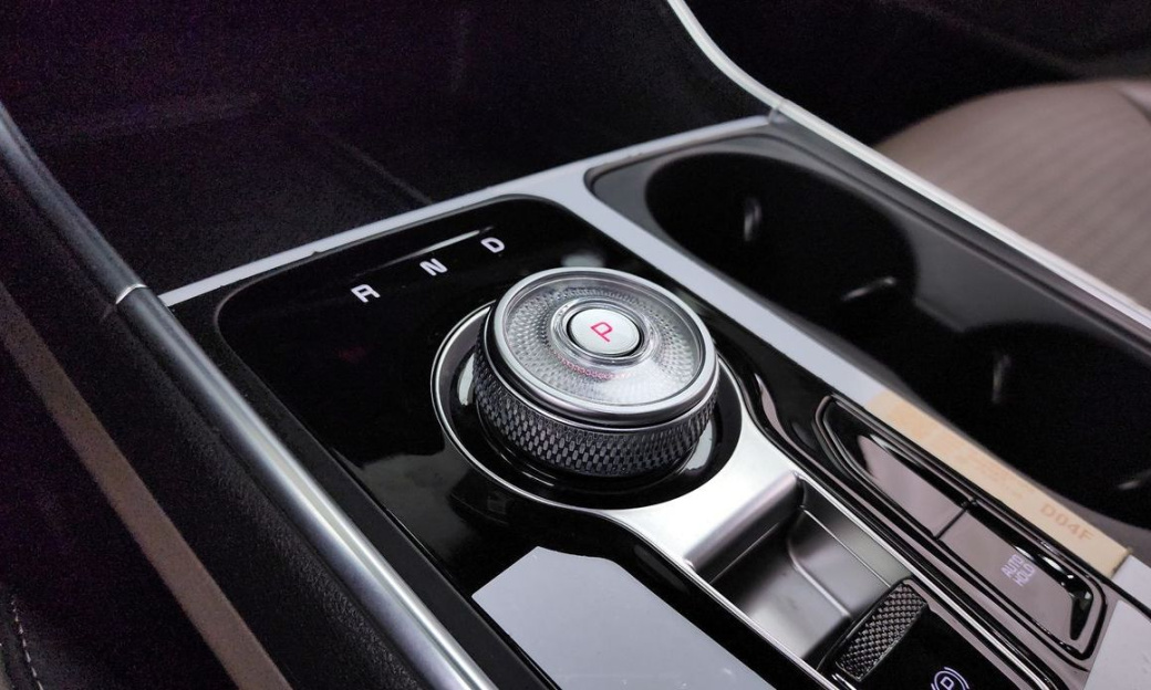 Kia Carnival 7-Seater Gravity, 2025