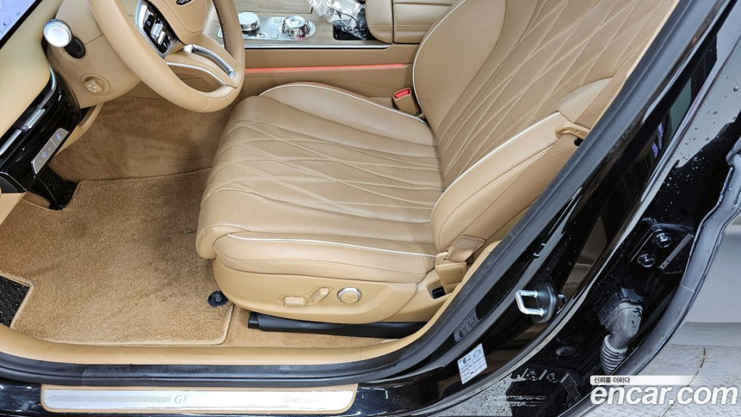 Genesis G80 Gasoline 2.5 Turbo AWD, 2025