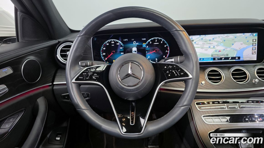 Mercedes-Benz E-Class E250 AMG Line, 2023