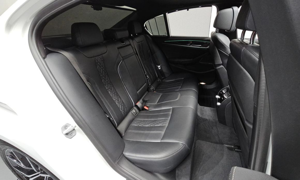 BMW 5-Series 530i xDrive M Sport Package, 2022