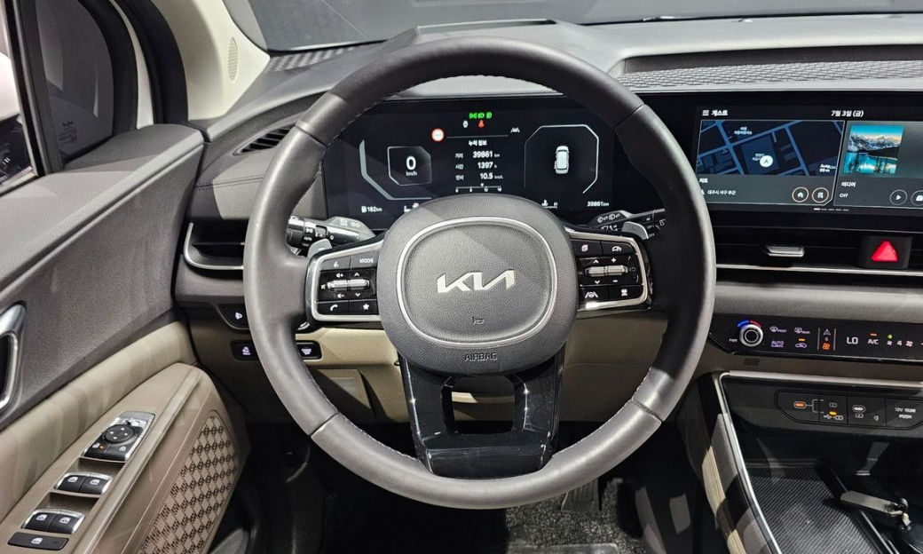 Kia Carnival 7-Seater Noblesse, 2024