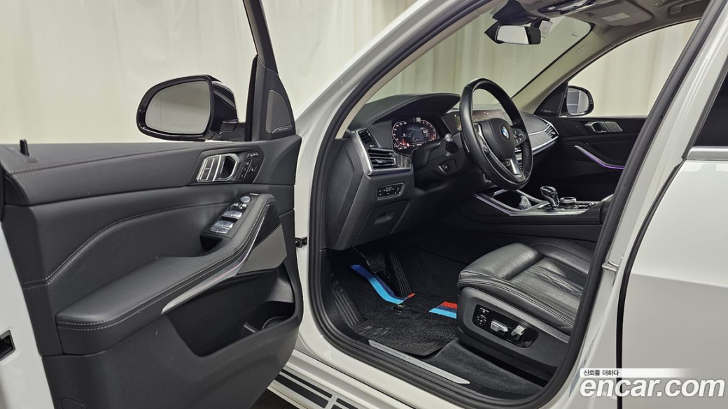 BMW X7 xDrive 40i Design Pure Excellence 6-Seater, 2022