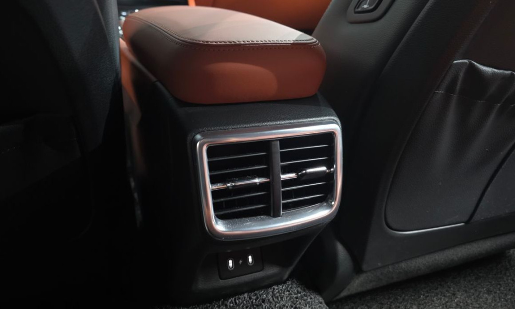 Kia K5 1.6 Turbo, 2024