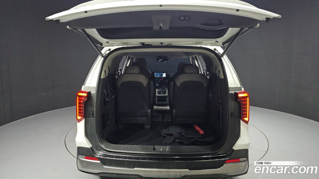 Kia Carnival 9-Seater Noblesse, 2025