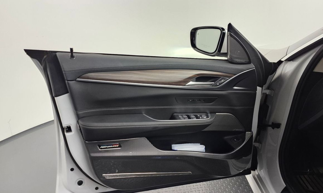 BMW Gran Turismo 630i xDrive Luxury, 2023