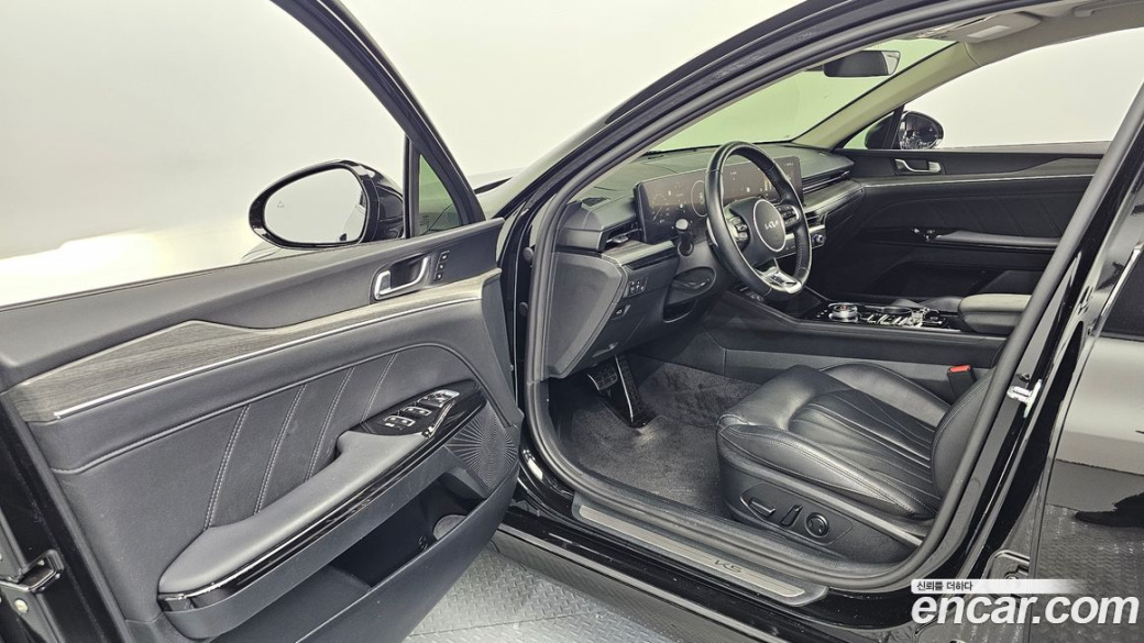 Kia K5 2.0, 2024