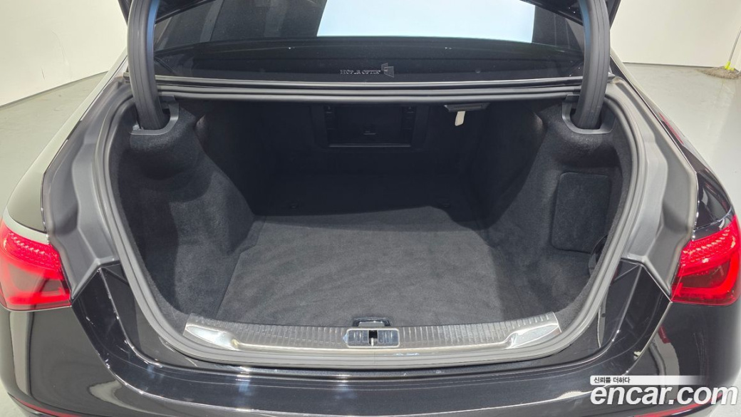 Mercedes-Benz S-Class S580L 4MATIC, 2022