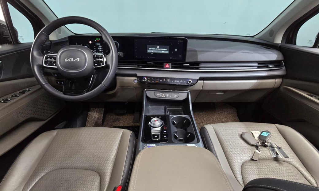 Kia Carnival 9-Seater Noblesse, 2024