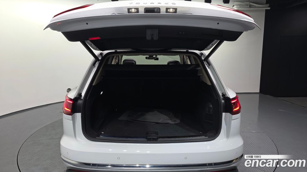 Volkswagen Touareg 3.0 TDI Prestige, 2023