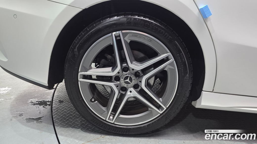 Mercedes-Benz A-Class A250 4MATIC Sedan, 2023