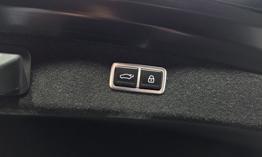 Genesis G80 Gasoline 2.5 Turbo AWD, 2024