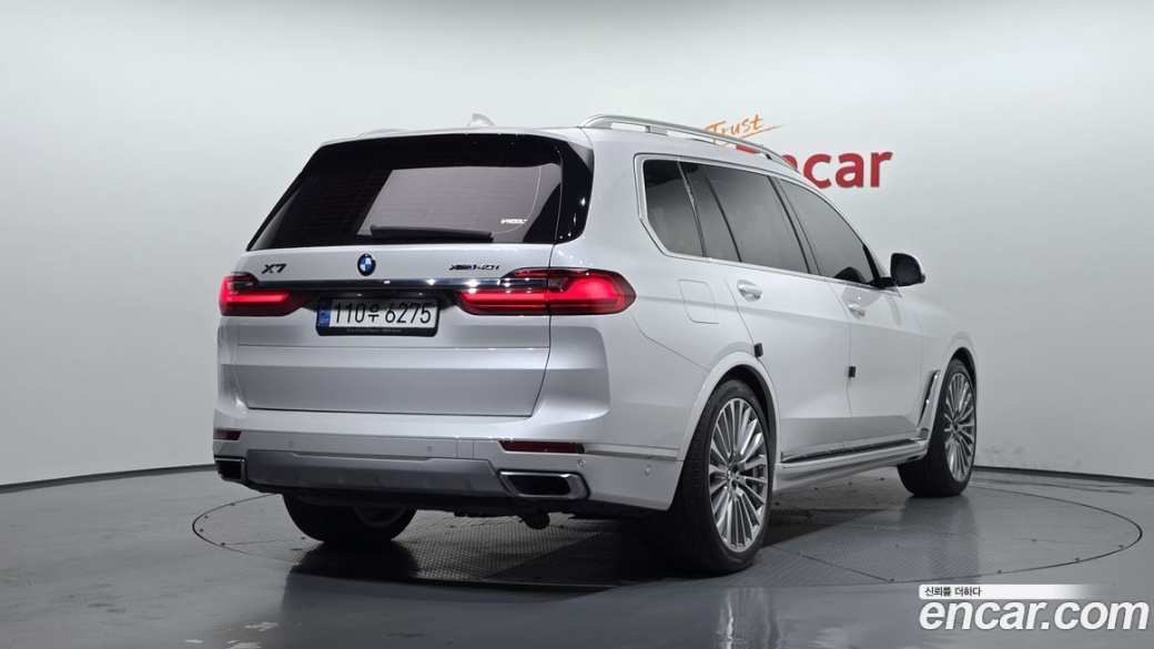 BMW X7 xDrive 40i Design Pure Excellence 6-Seater, 2022