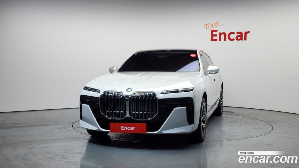 BMW 7-Series 740i xDrive M Sport, 2024
