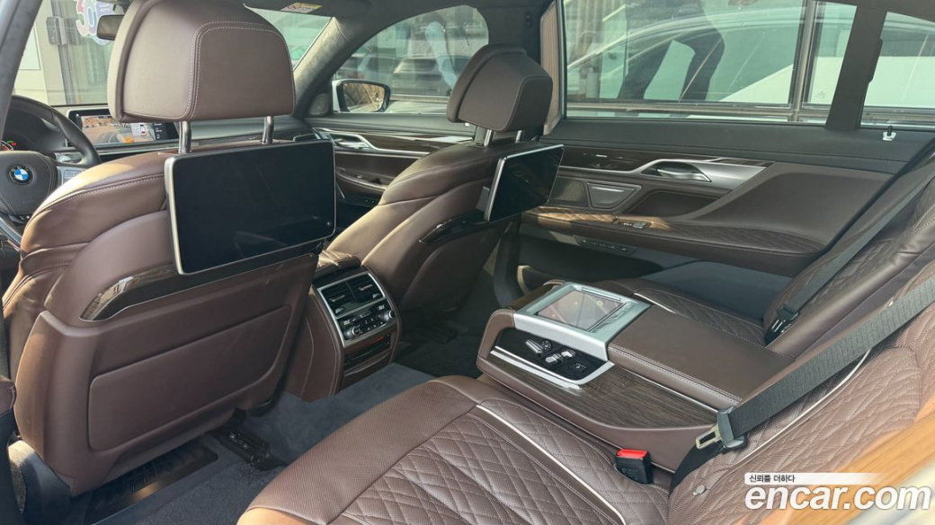 BMW 7-Series 730Ld xDrive Design Pure Excellence, 2022