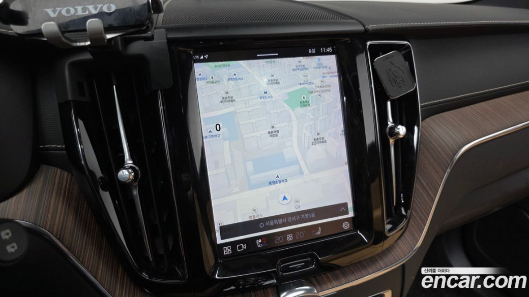 Volvo XC60 B5 Inscription, 2022