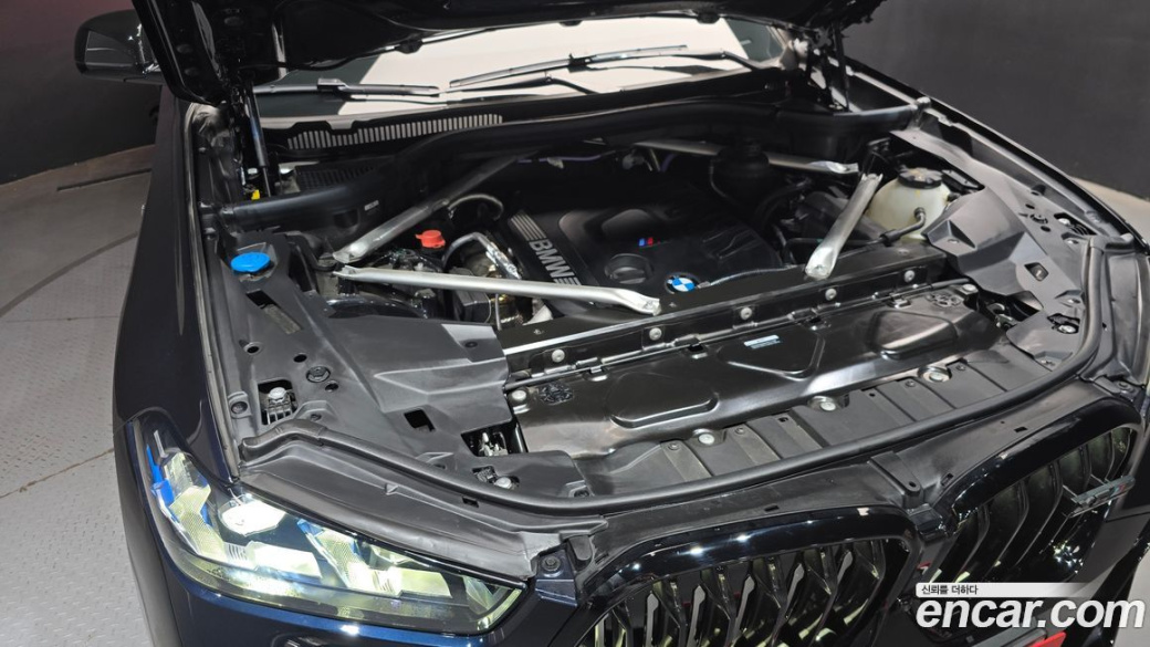 BMW X6 xDrive30d M Sport, 2024