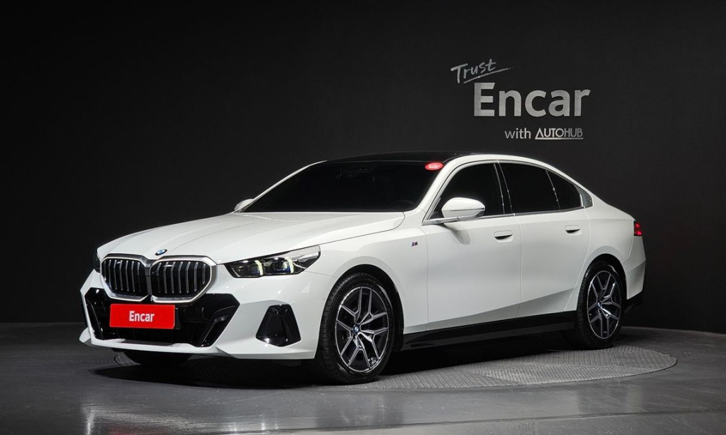 BMW 5-Series 523d M Sport, 2024