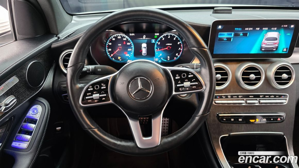 Mercedes-Benz GLC-Class GCL300 4MATIC Coupe, 2023