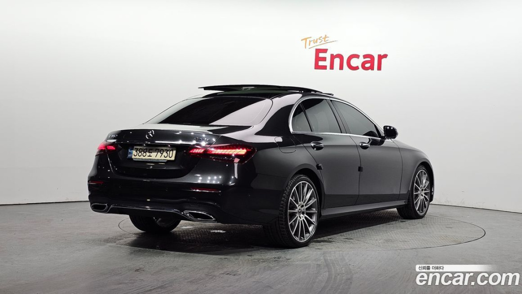 Mercedes-Benz E-Class E350 4MATIC AMG Line, 2021