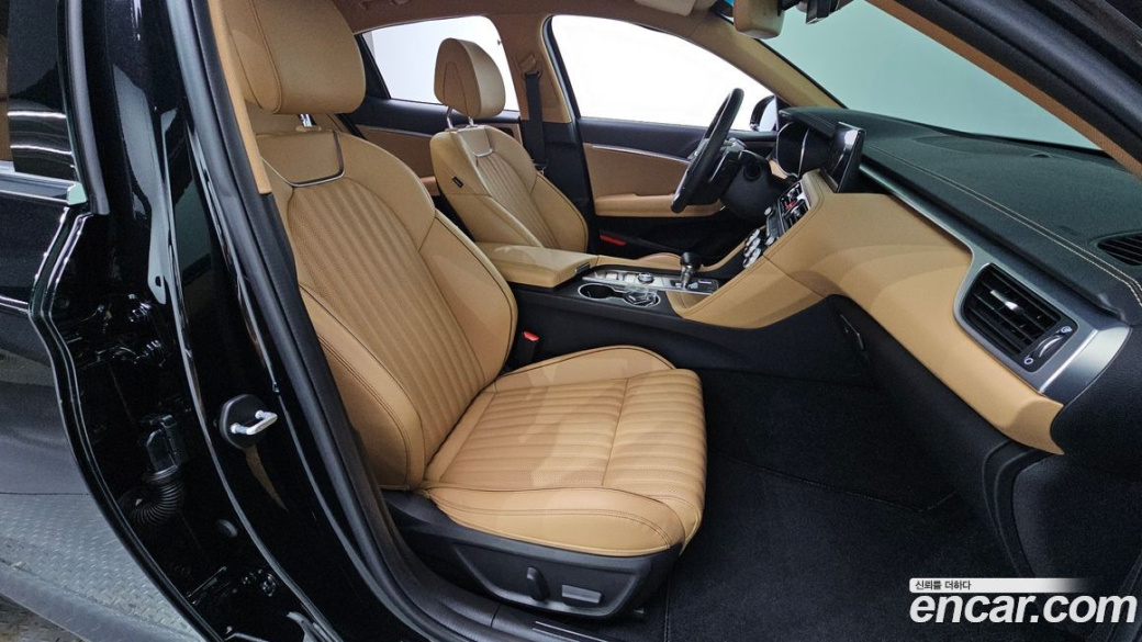 Genesis G70 Gasoline 2.0T 2WD, 2022