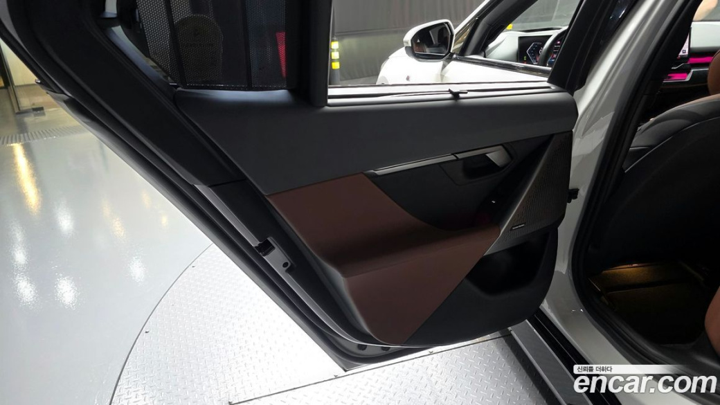 BMW 5-Series 530i xDrive M Sport, 2024
