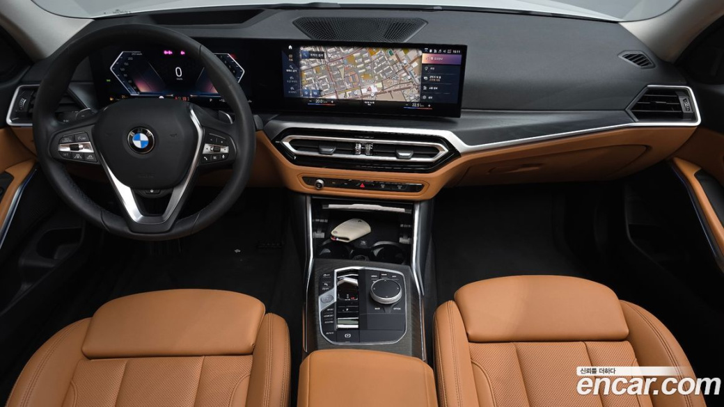 BMW 3-Series 320i, 2023
