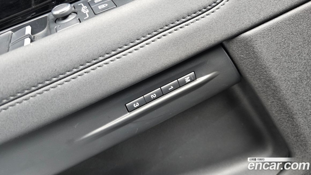 Land Rover Range Rover Evoque P250 SE, 2022