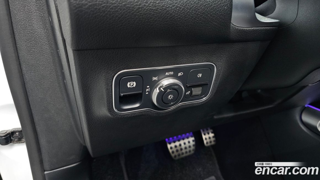 Mercedes-Benz GLB-Class GLB250 4MATIC, 2023