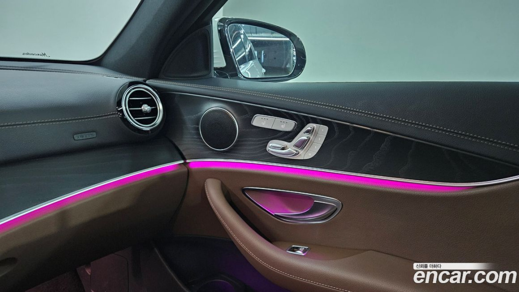 Mercedes-Benz E-Class E250 AMG Line, 2023