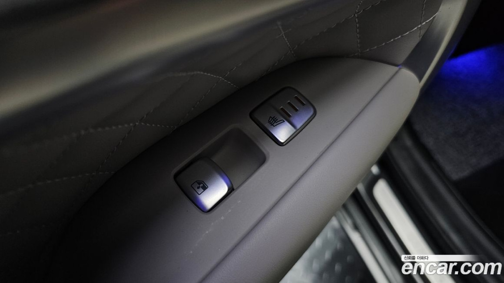 Genesis G70 Gasoline 2.0T 2WD, 2023