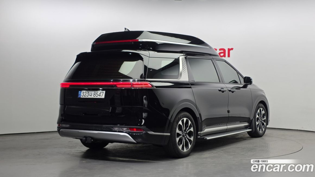 Kia Carnival 9-Seater Hi-Limousine, 2022