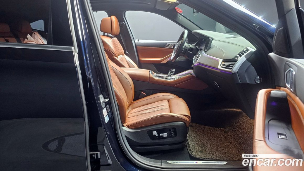 BMW X6 xDrive40i M Sport, 2022