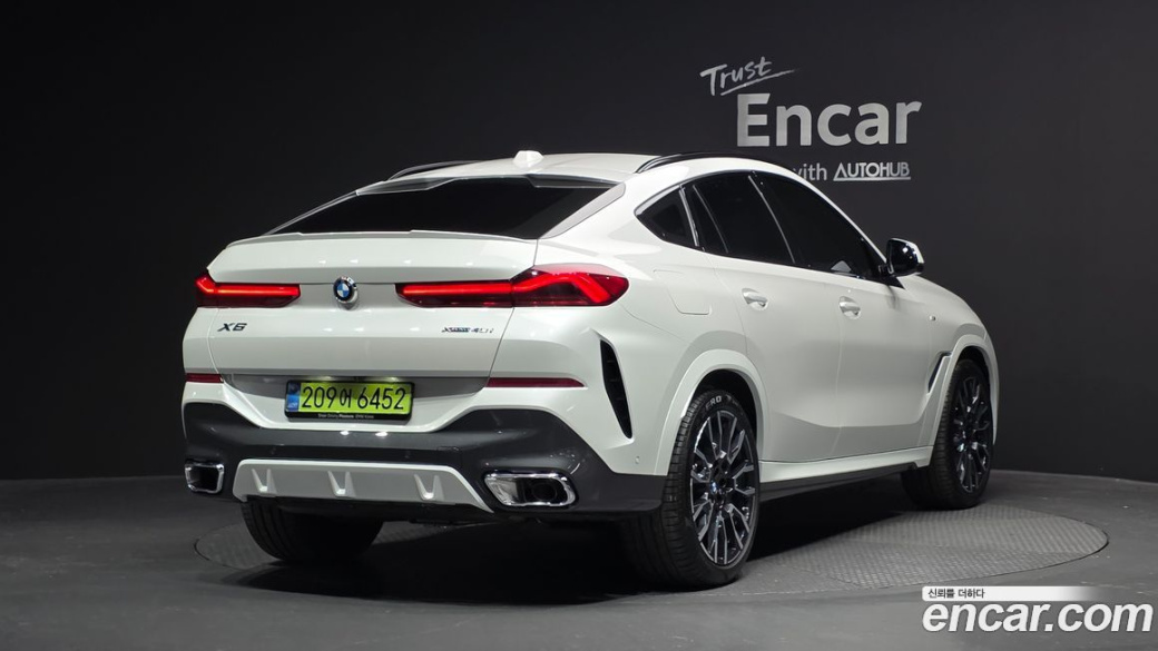 BMW X6 xDrive40i M Sport, 2025