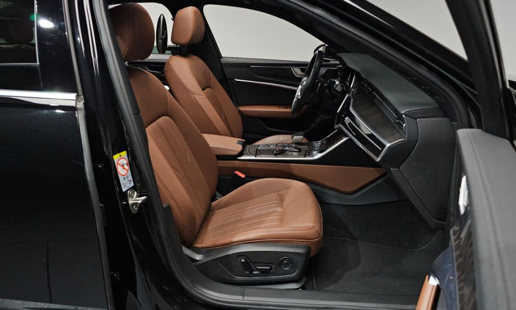 Audi A6 40 TDI Premium, 2022